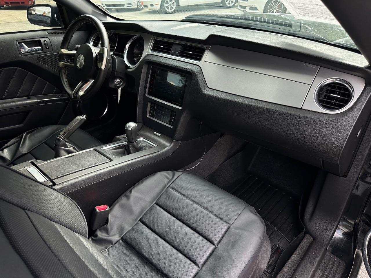 Ford Mustang 2dr Cpe GT 2011