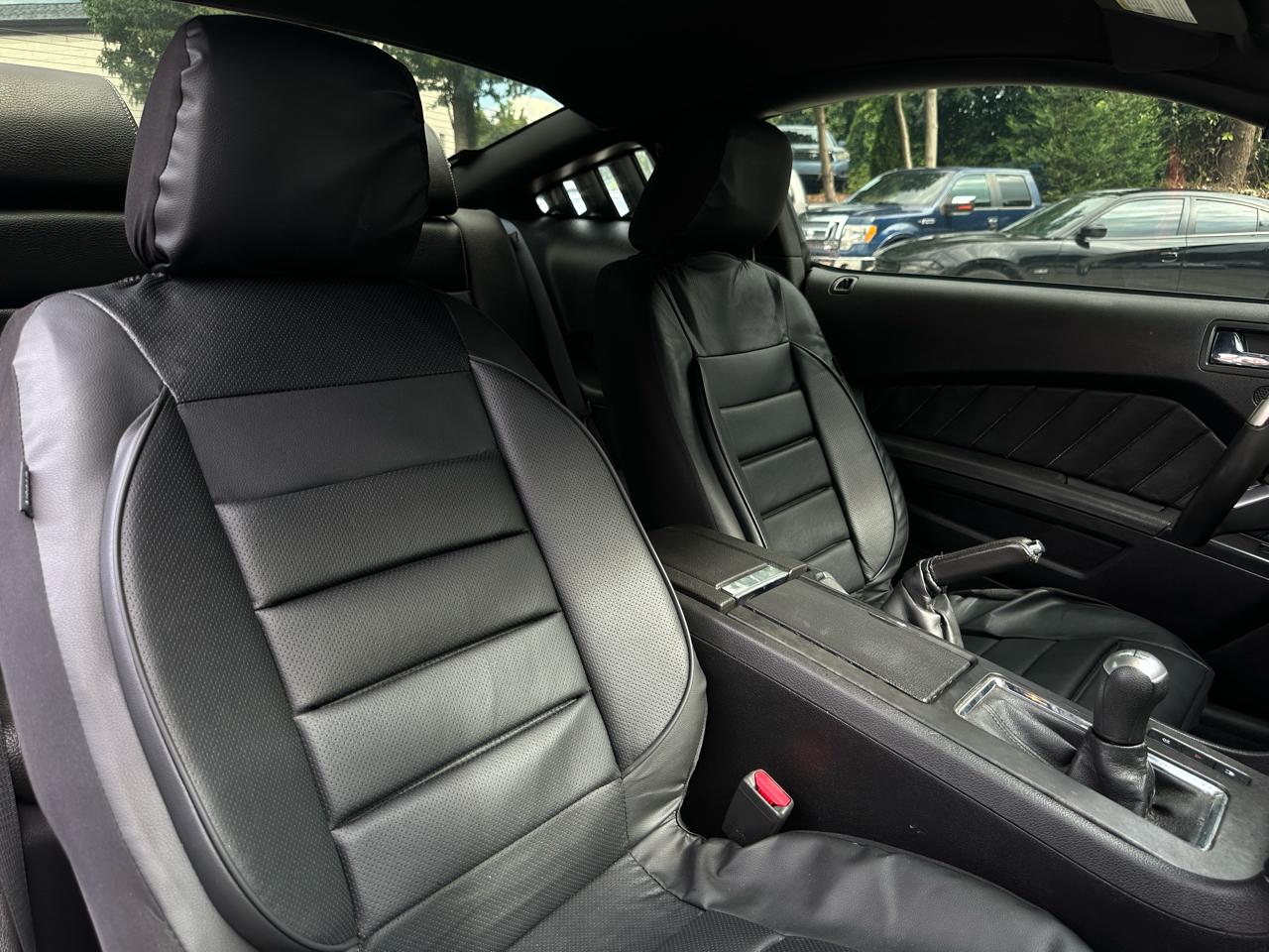 Ford Mustang 2dr Cpe GT 2011