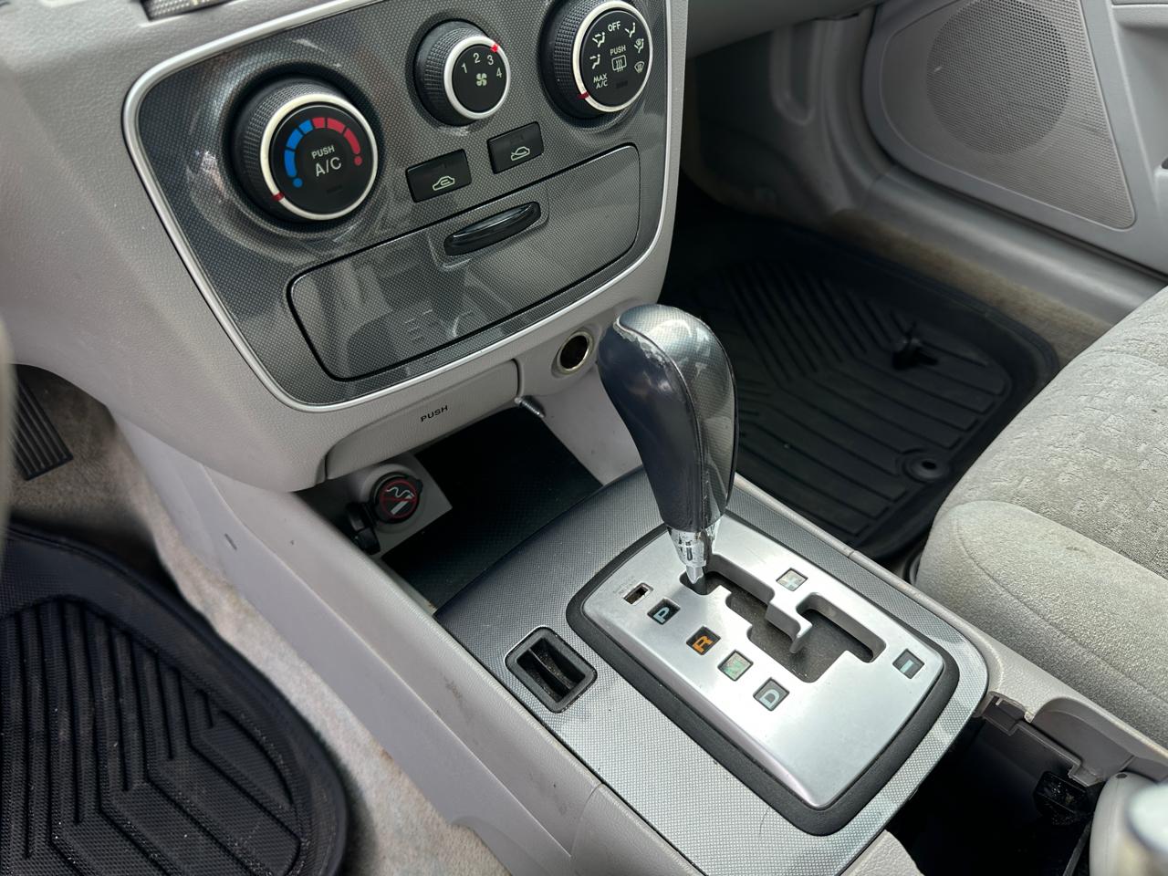 Hyundai Sonata 4dr Sdn GLS I4 Auto 2006