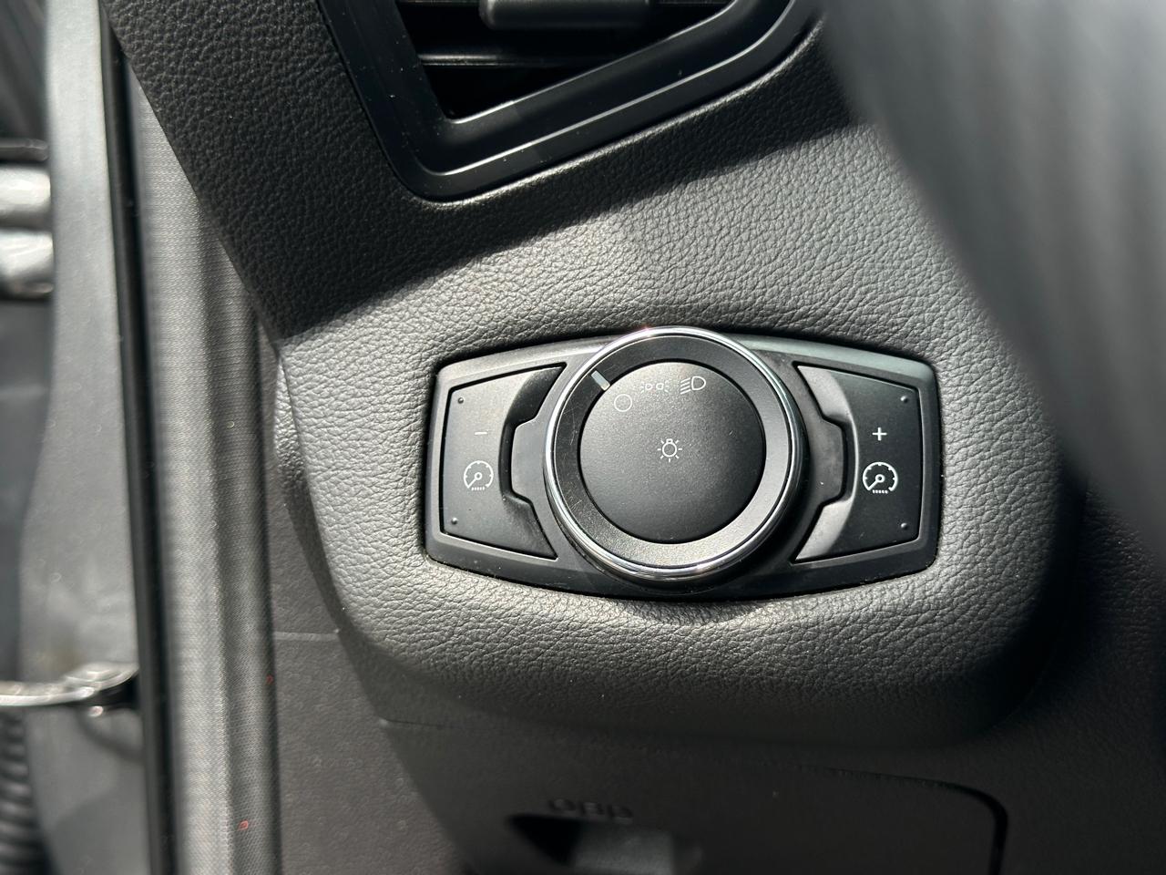 Ford Escape FWD 4dr S 2013