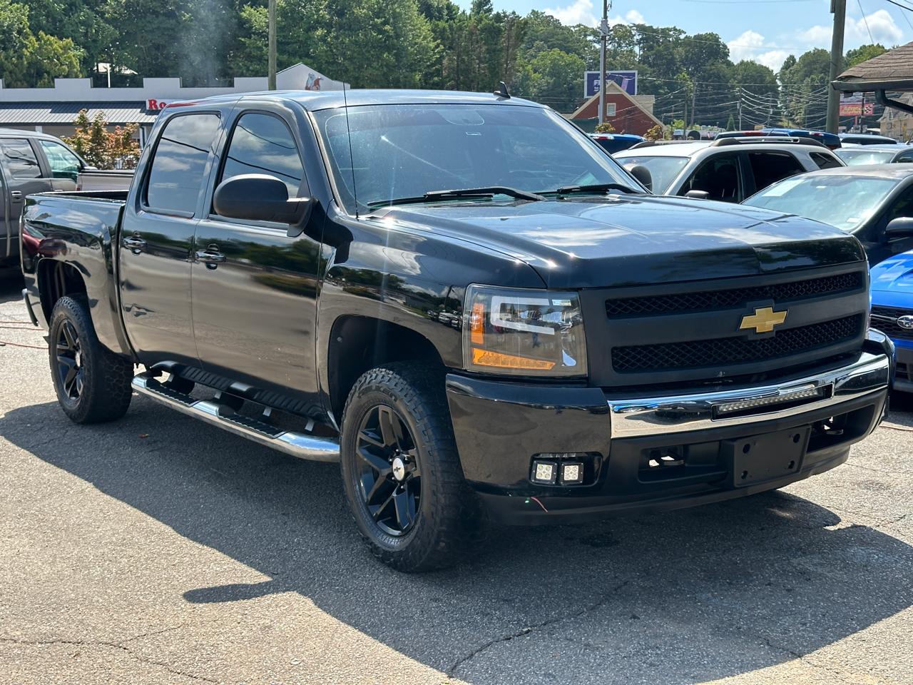Chevrolet Silverado 1500 Z71 Crew Cab 4WD 2011
