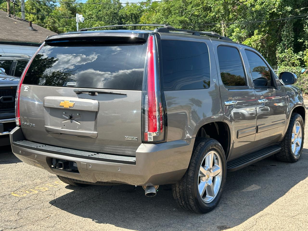 Chevrolet Tahoe 2WD 4dr 1500 LT 2012