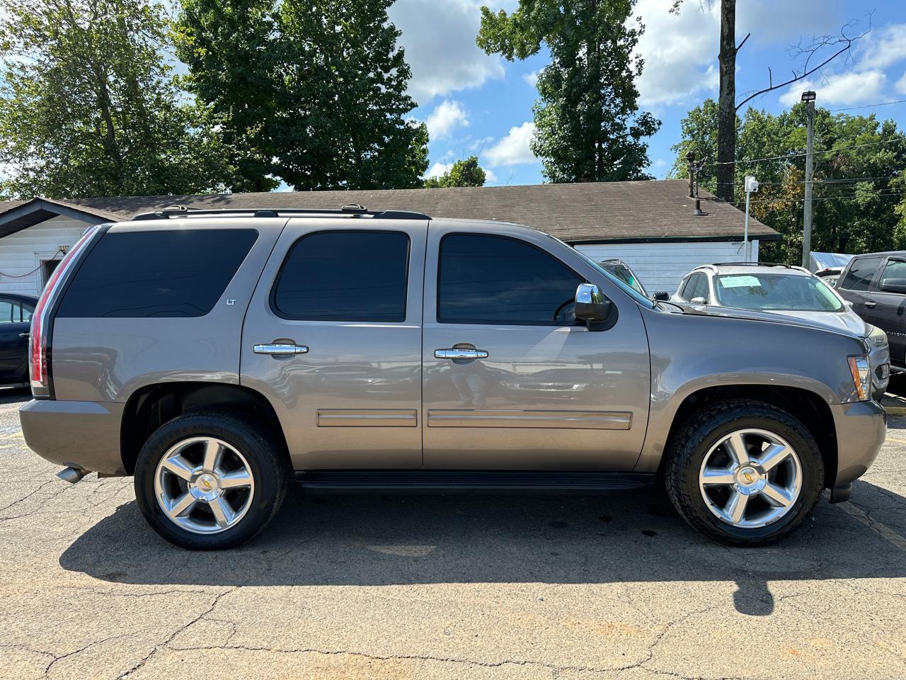 Chevrolet Tahoe 2WD 4dr 1500 LT 2012