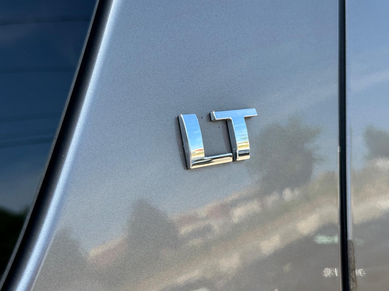 Chevrolet Tahoe 2WD 4dr 1500 LT 2012