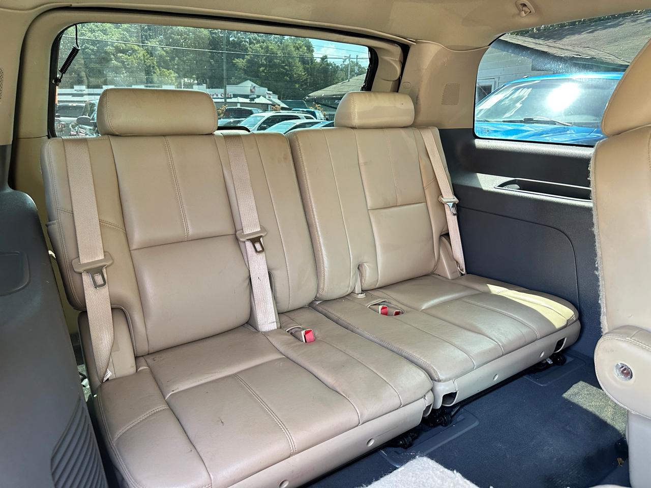 Chevrolet Tahoe 2WD 4dr 1500 LT 2012