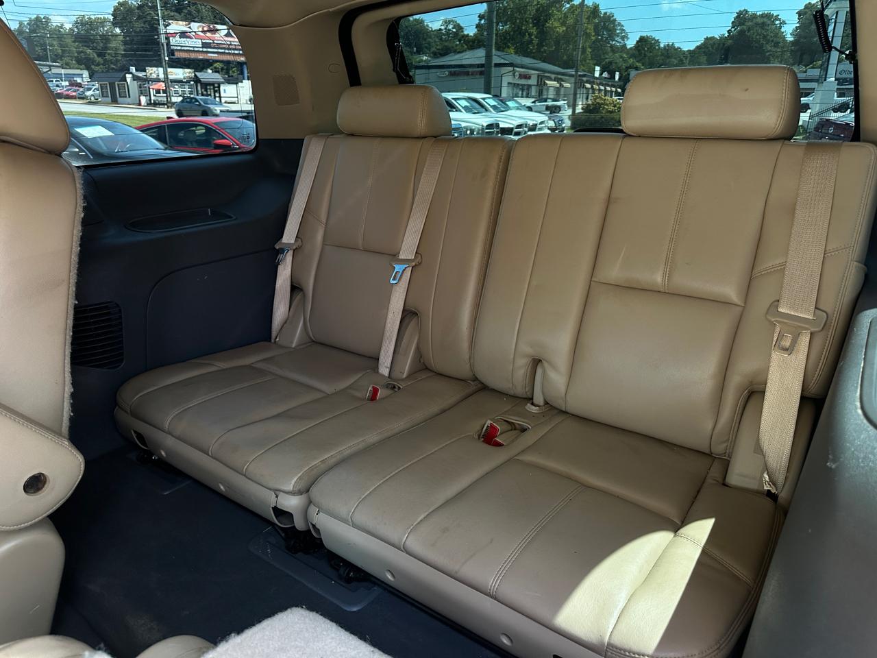 Chevrolet Tahoe 2WD 4dr 1500 LT 2012