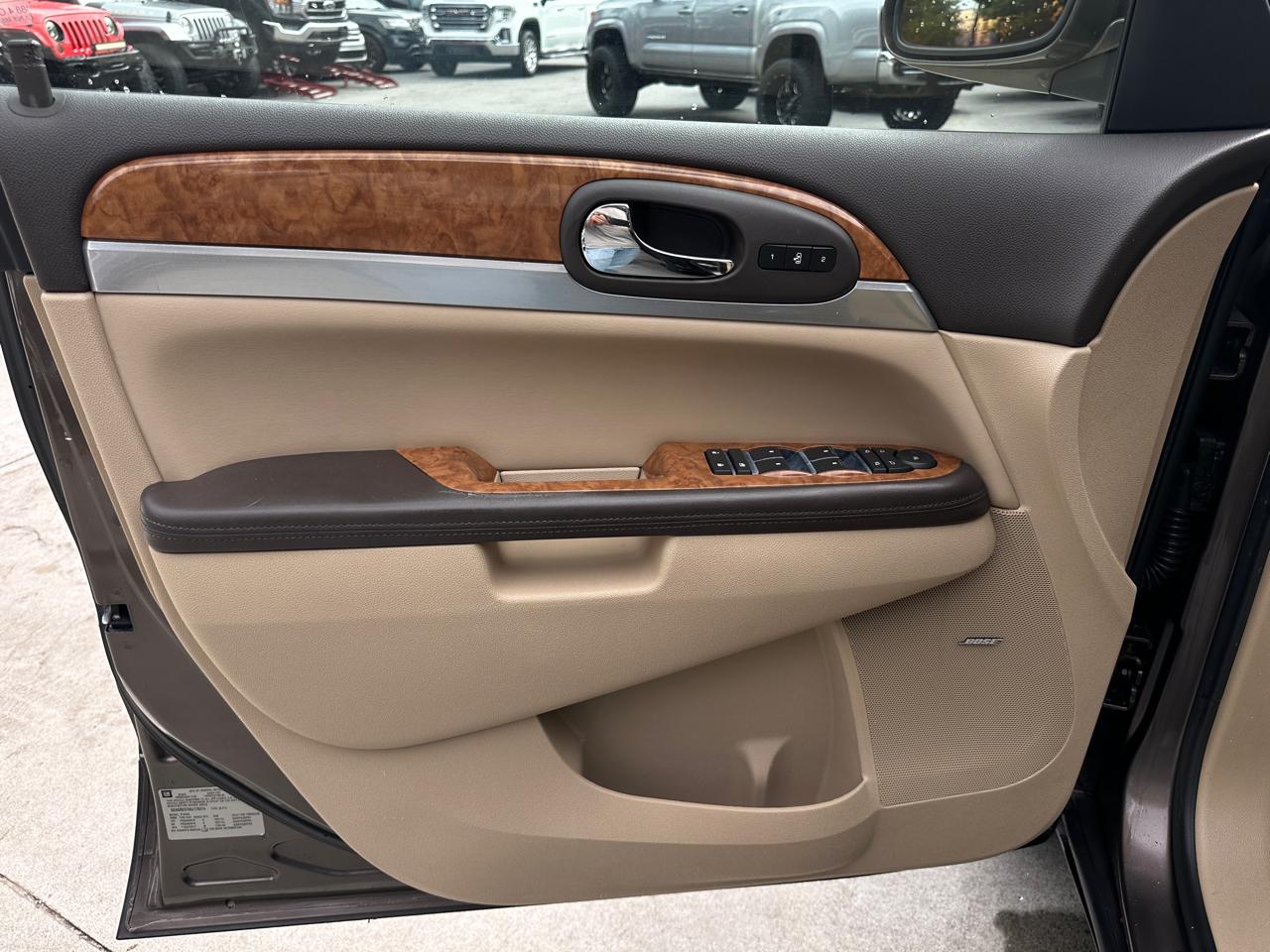 Buick Enclave FWD 4dr CXL 2008