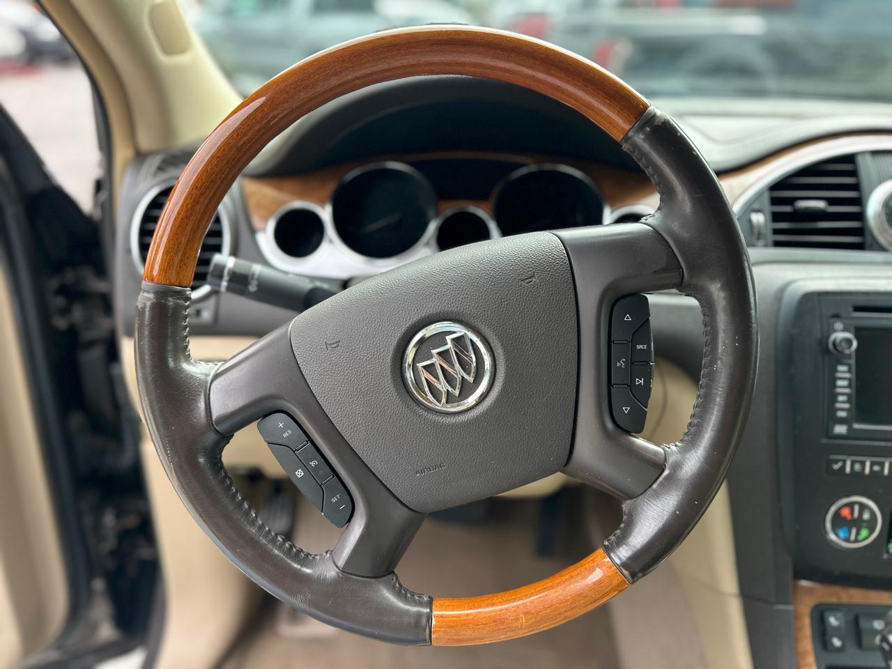 Buick Enclave FWD 4dr CXL 2008