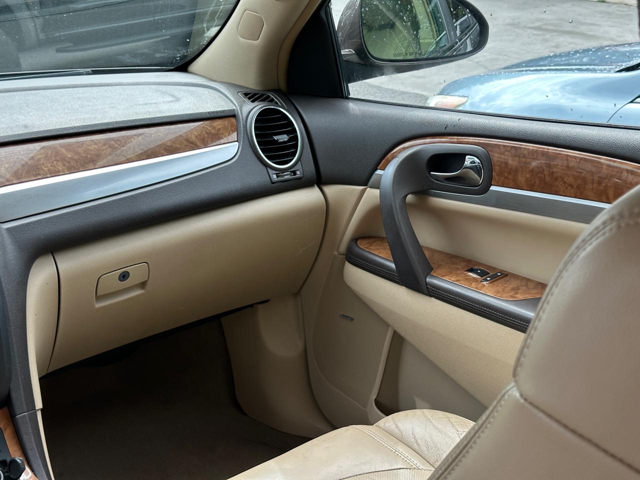 Buick Enclave FWD 4dr CXL 2008