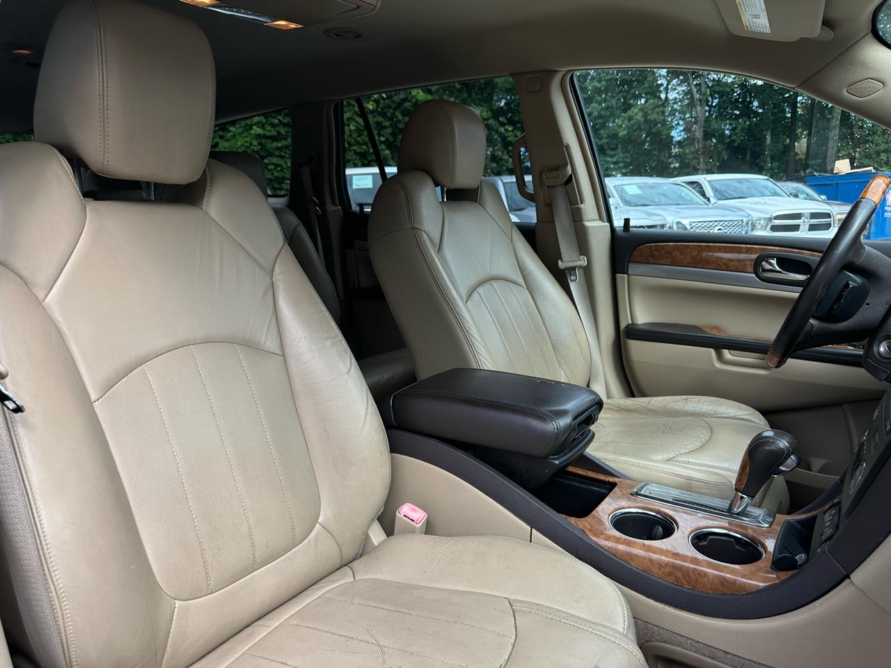 Buick Enclave FWD 4dr CXL 2008
