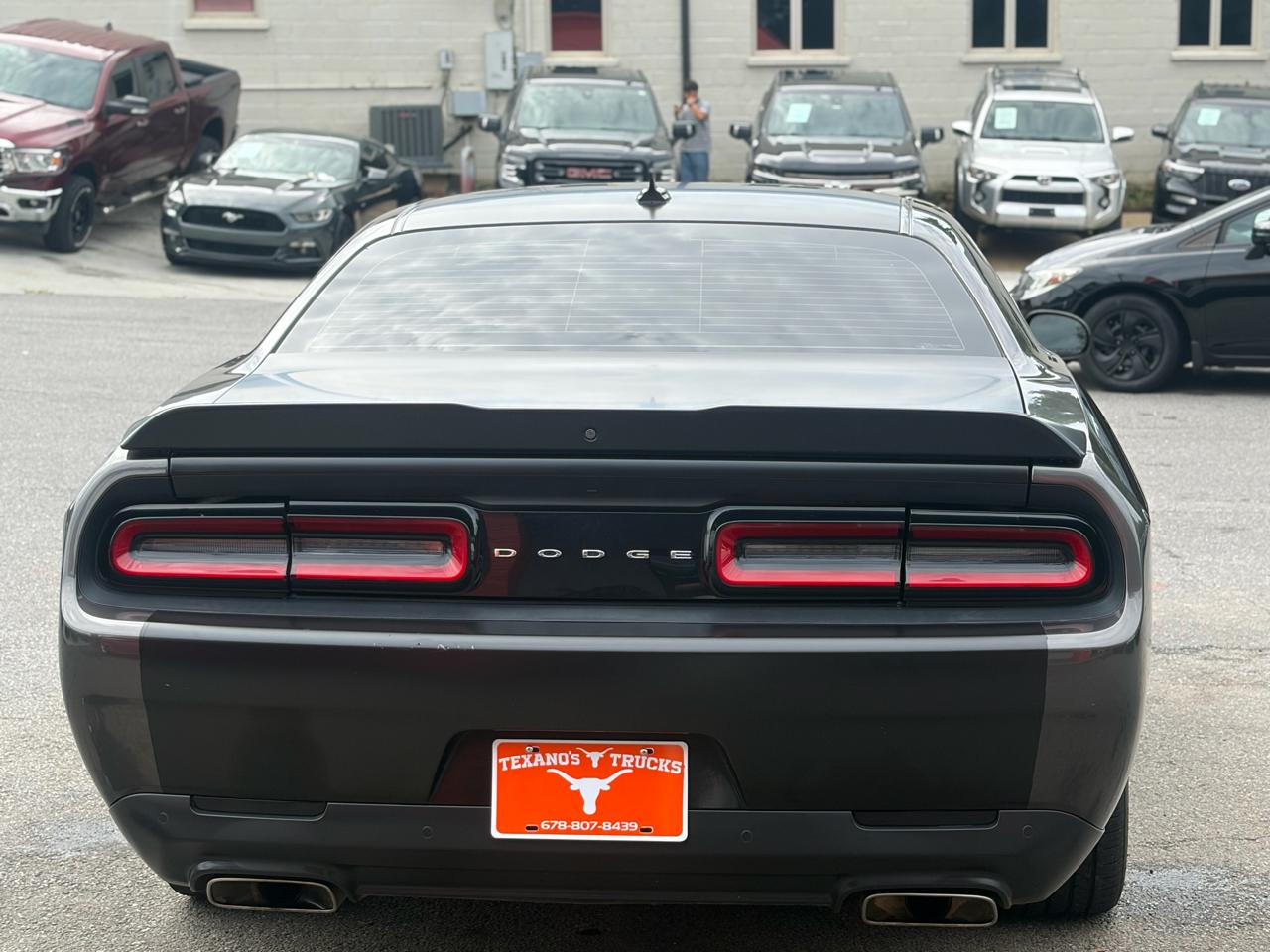 Dodge Challenger R/T RWD 2020