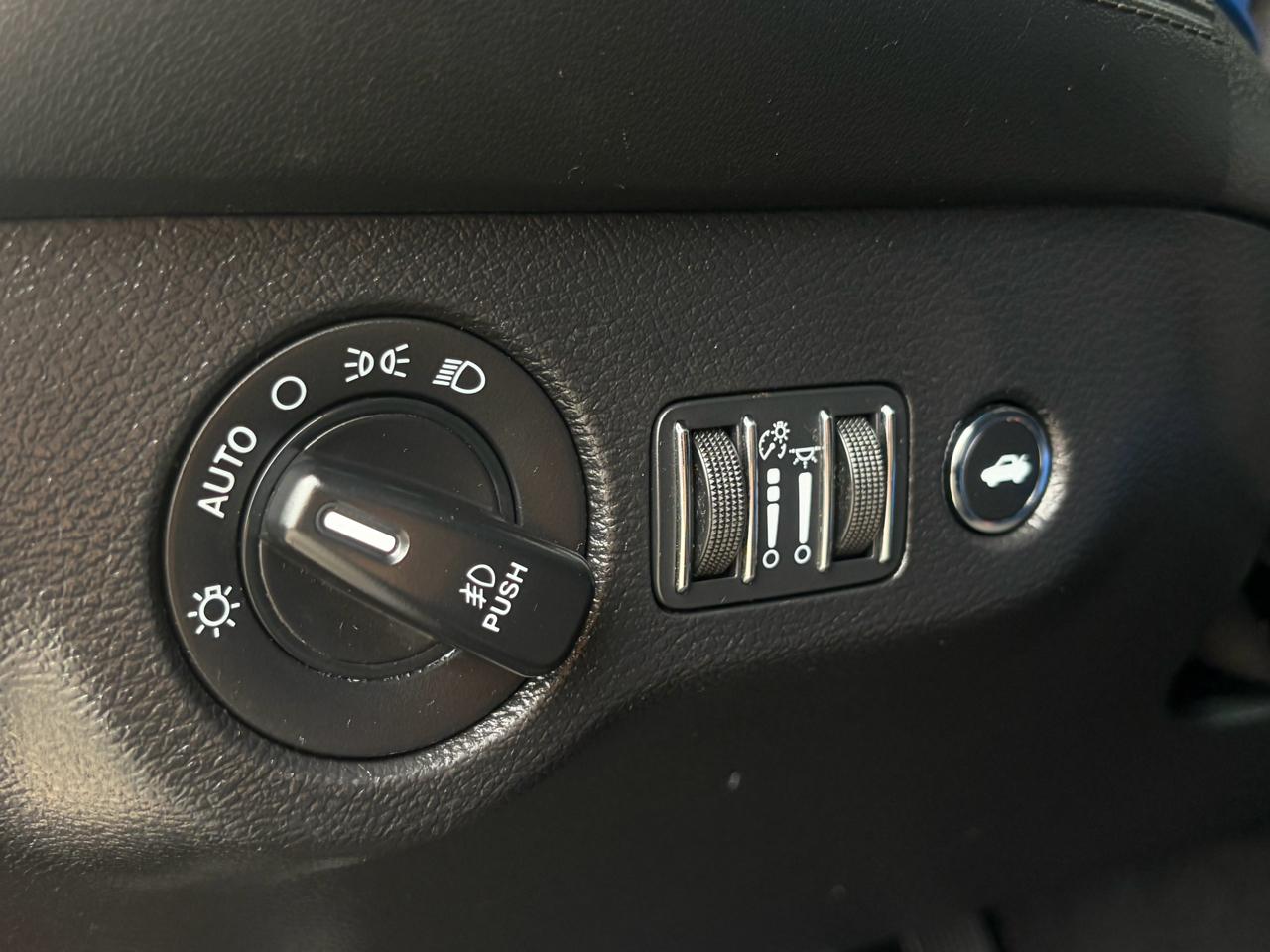Dodge Challenger R/T RWD 2020