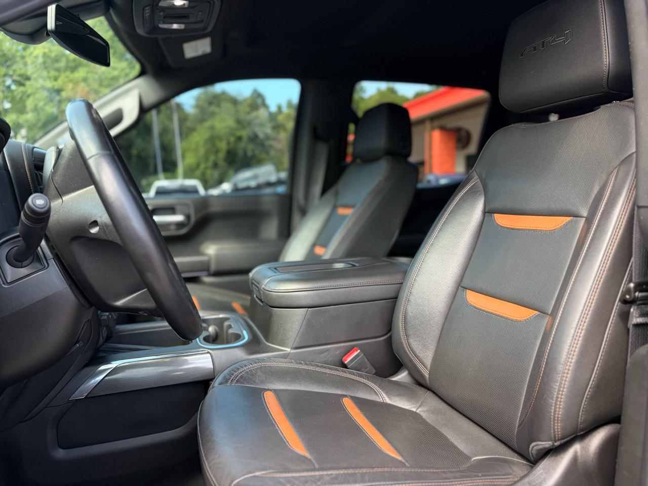 GMC Sierra 1500 4WD Crew Cab 147" AT4 2021
