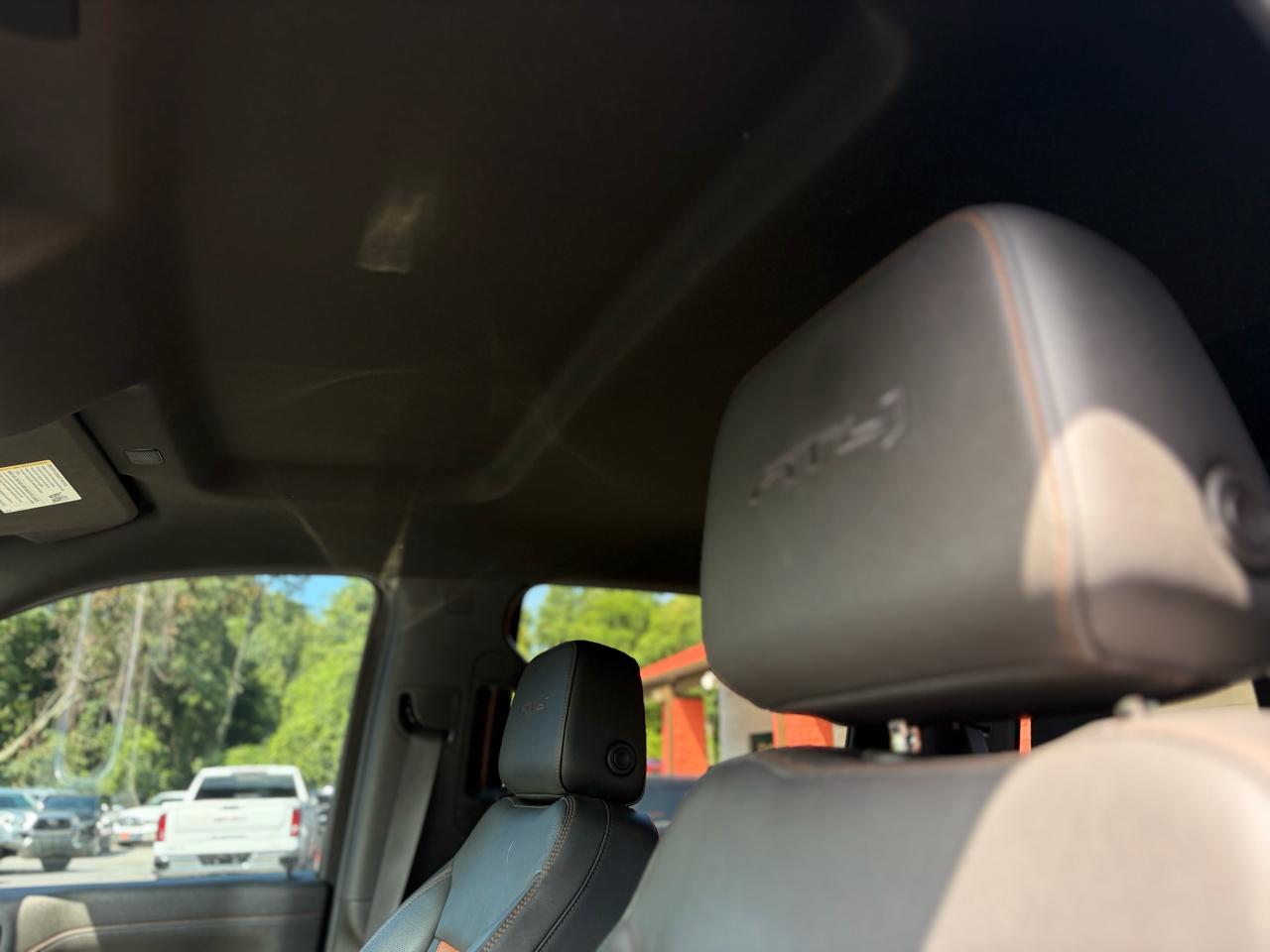 GMC Sierra 1500 4WD Crew Cab 147" AT4 2021