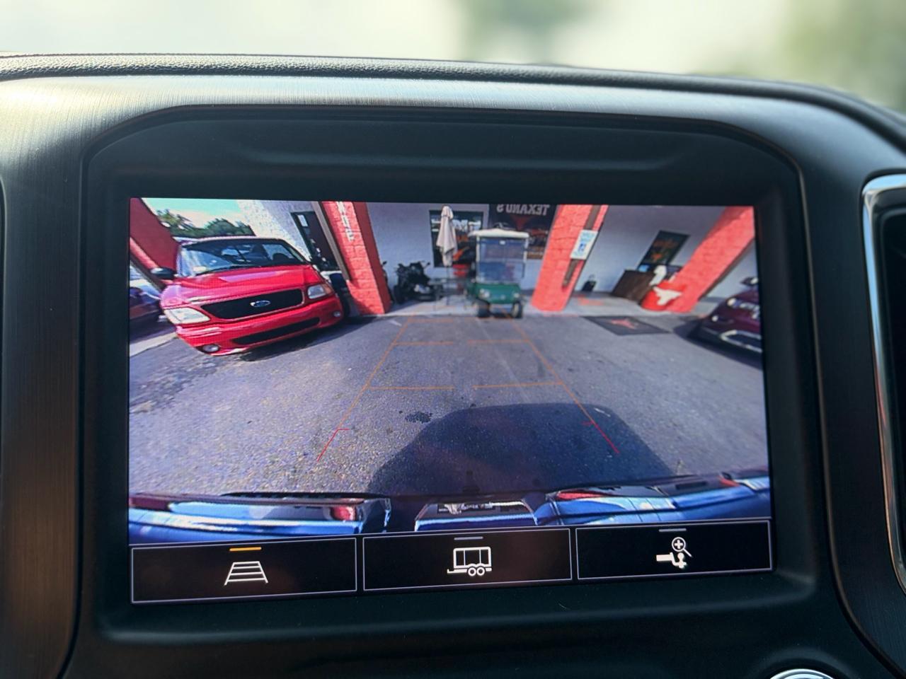 GMC Sierra 1500 4WD Crew Cab 147" AT4 2021
