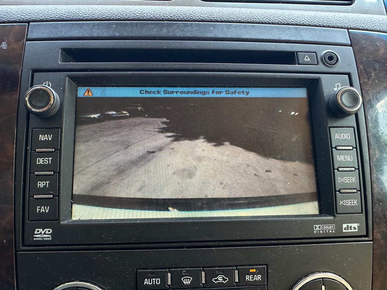 GMC Yukon Denali 2WD 4dr 2009