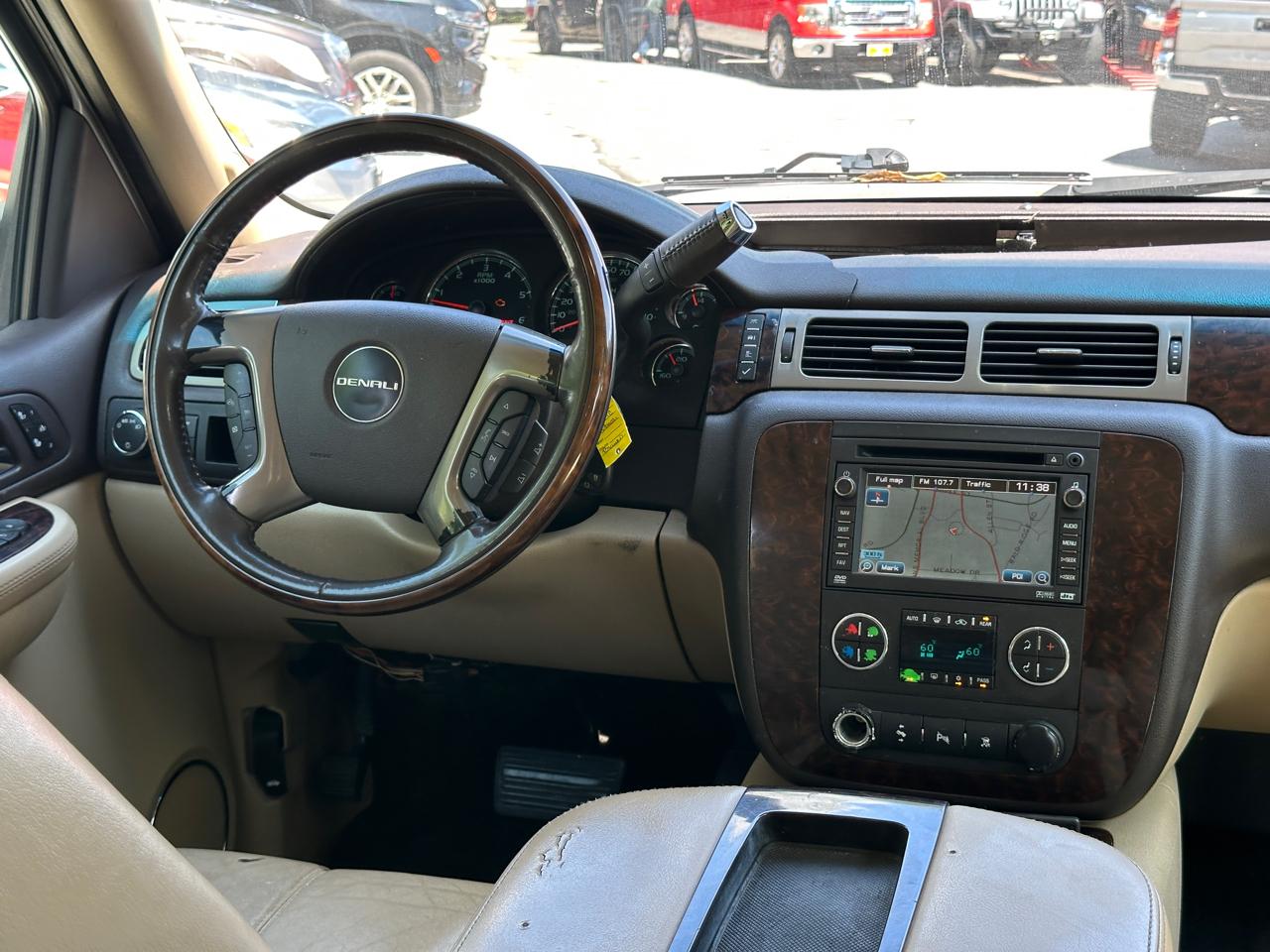GMC Yukon Denali 2WD 4dr 2009