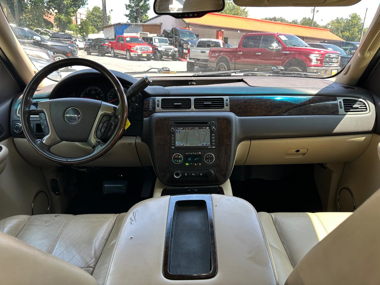 GMC Yukon Denali 2WD 4dr 2009