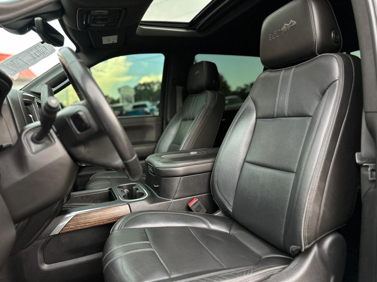Chevrolet Silverado 1500 4WD Crew Cab 147" High Country 2019
