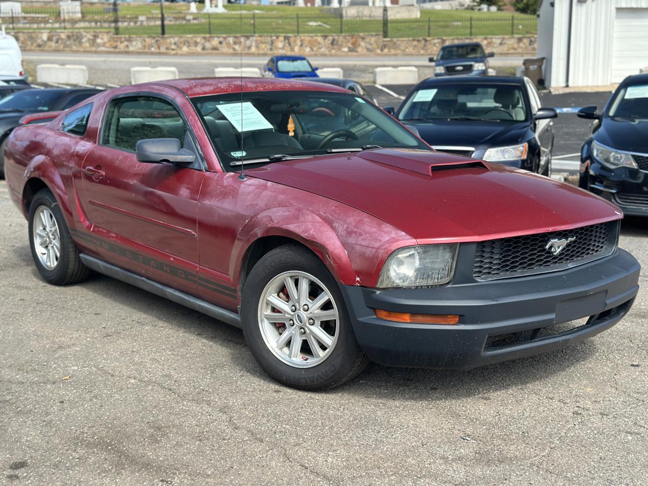 Ford Mustang 2dr Cpe Standard 2006