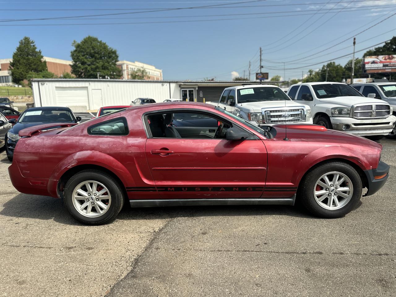Ford Mustang 2dr Cpe Standard 2006