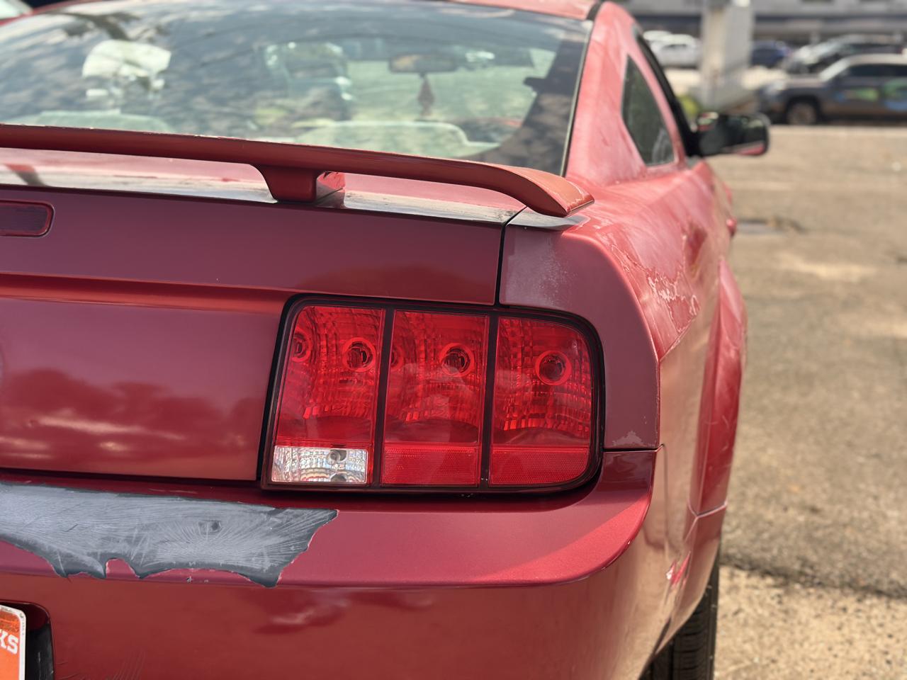 Ford Mustang 2dr Cpe Standard 2006