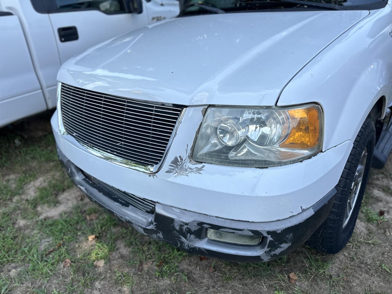Ford Expedition 4.6L XLT Popular 2003