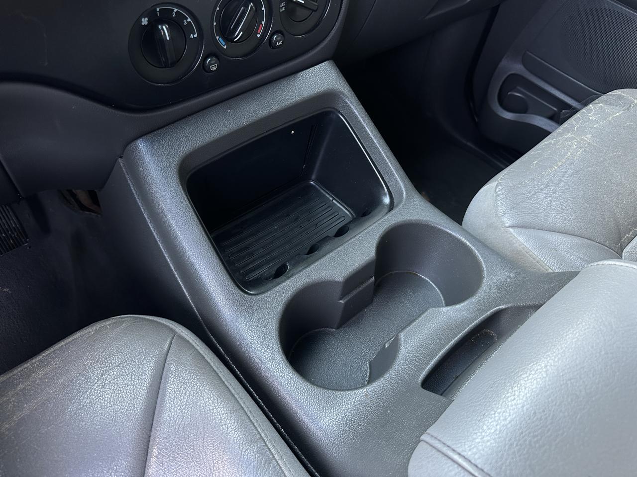 Ford Expedition 4.6L XLT Popular 2003