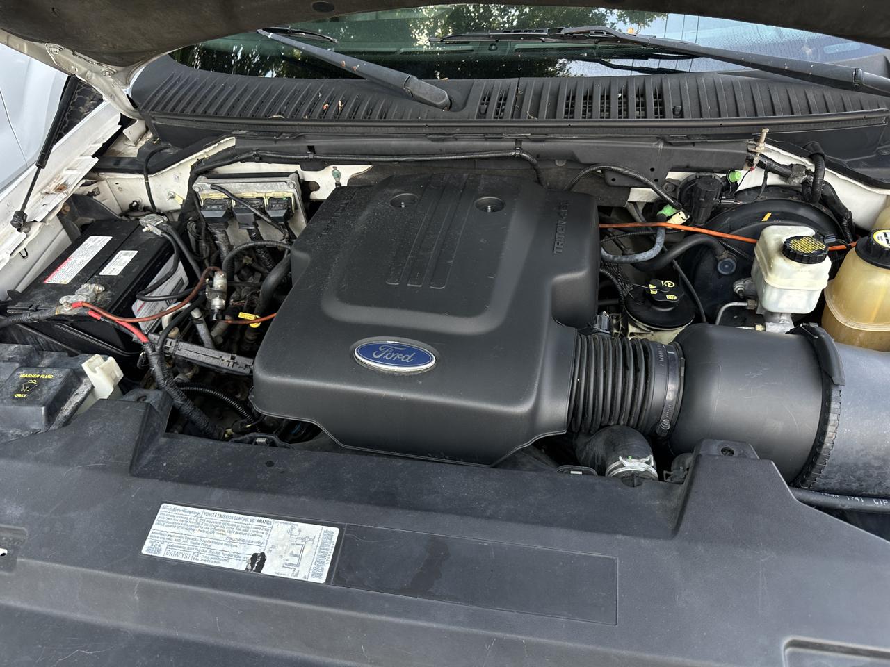 Ford Expedition 4.6L XLT Popular 2003