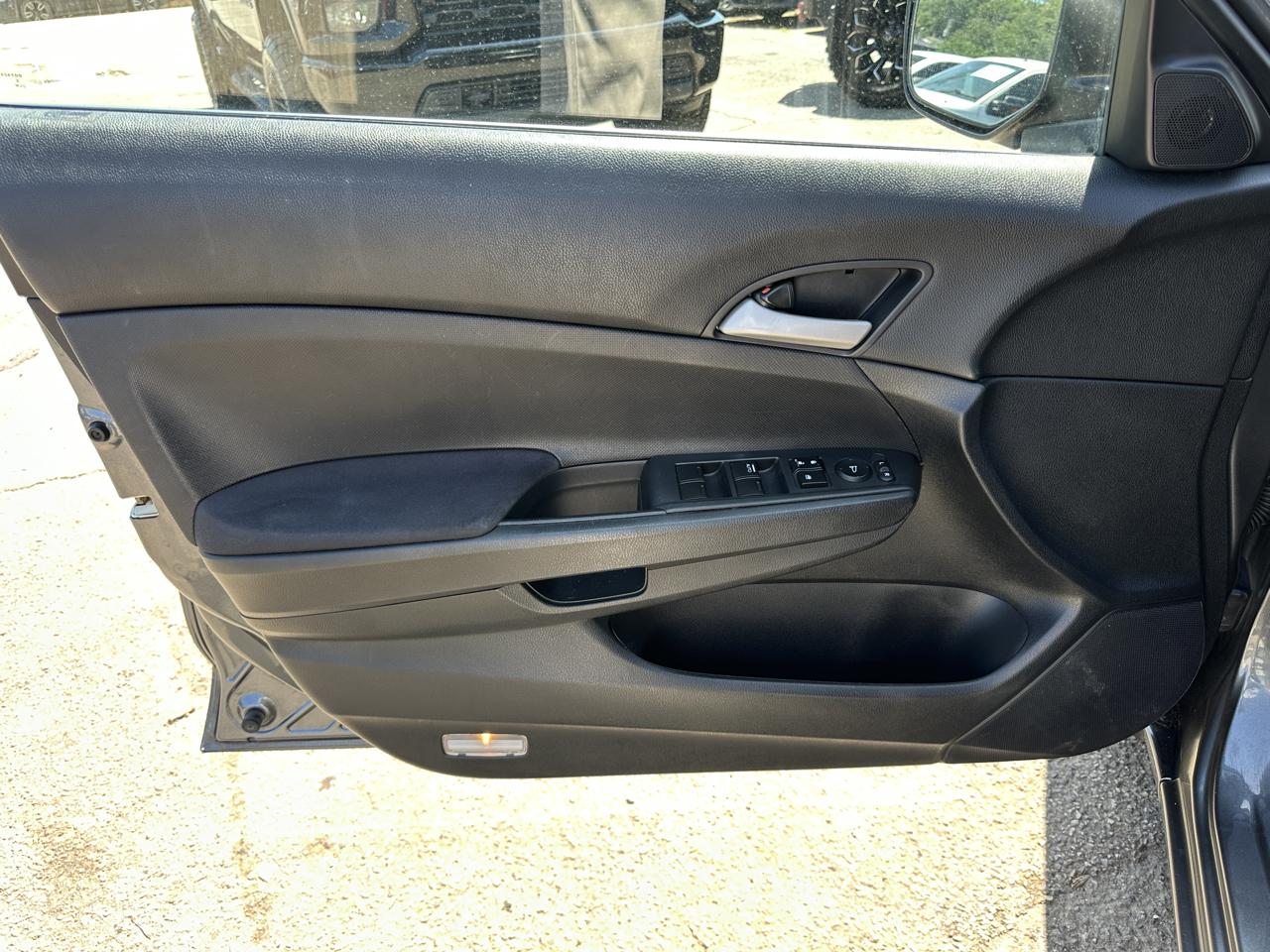 Honda Accord Sdn 4dr I4 Auto LX 2012
