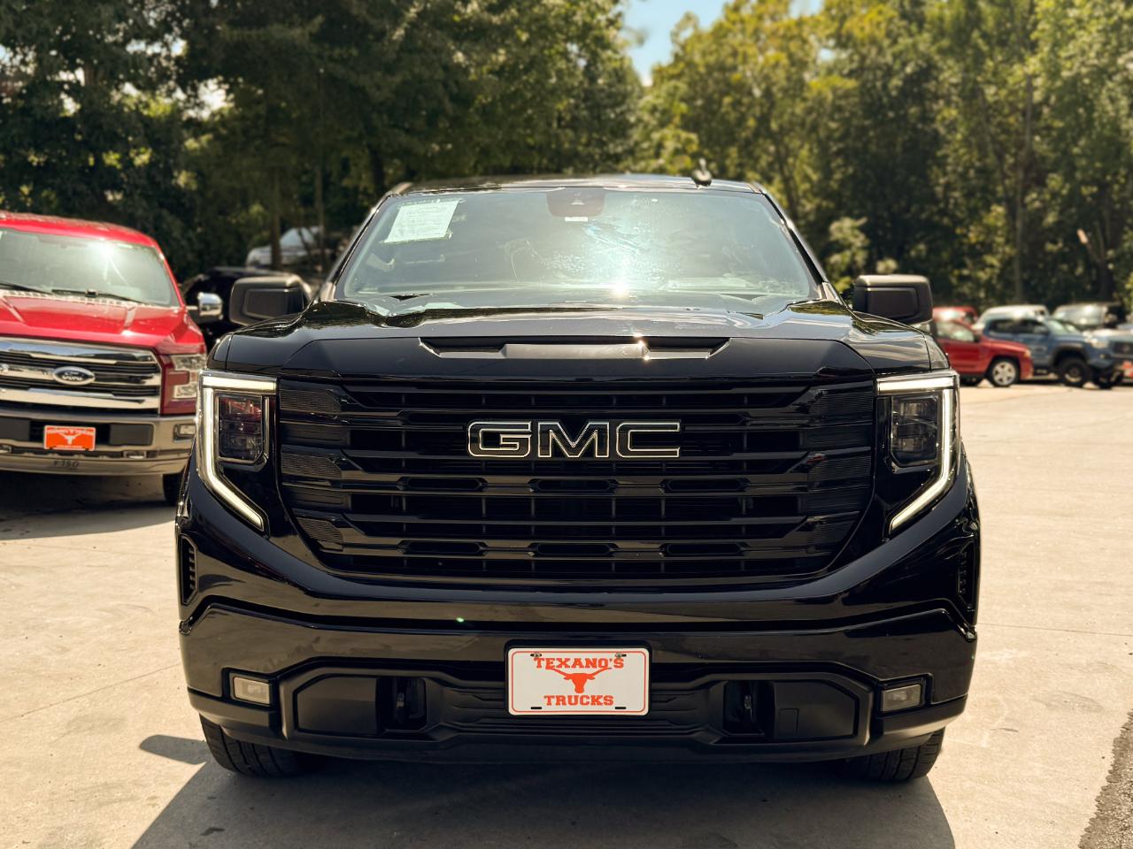 GMC Sierra 1500 4WD Crew Cab 147" Elevation w/3SB 2022