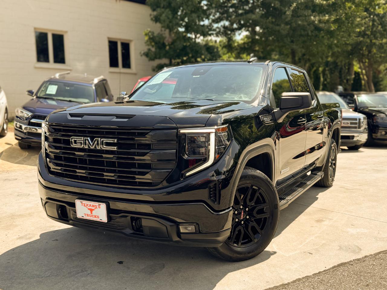 GMC Sierra 1500 4WD Crew Cab 147" Elevation w/3SB 2022