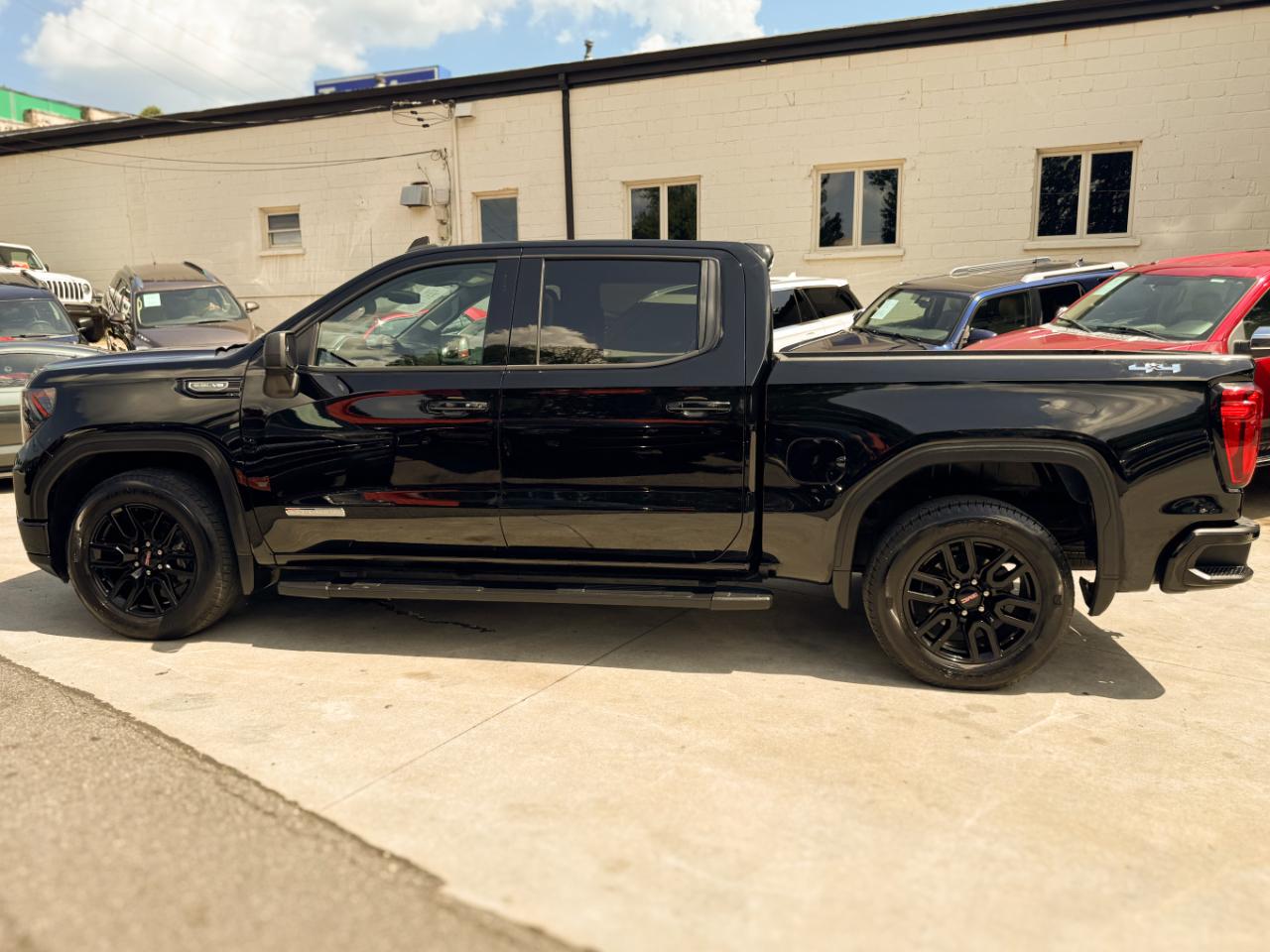 GMC Sierra 1500 4WD Crew Cab 147" Elevation w/3SB 2022