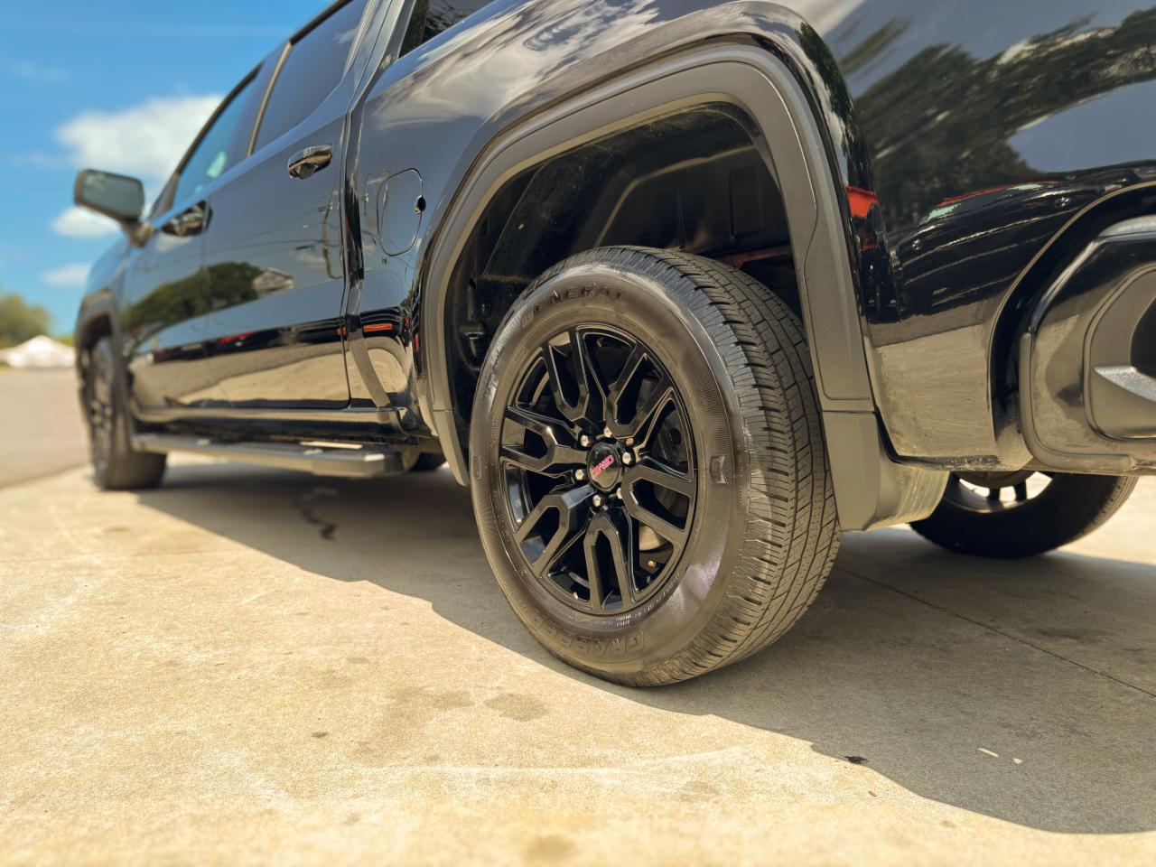 GMC Sierra 1500 4WD Crew Cab 147" Elevation w/3SB 2022