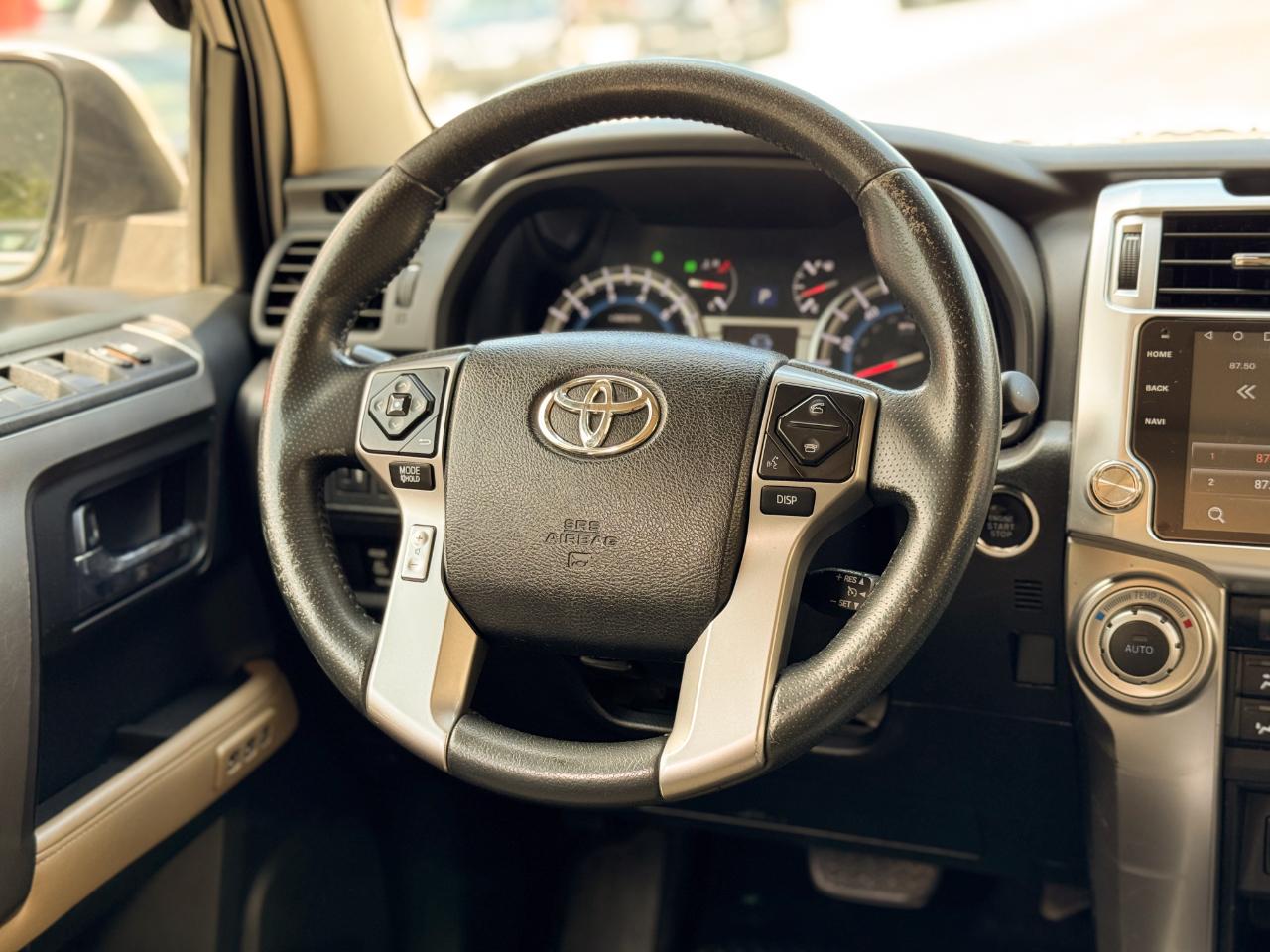 Toyota 4Runner RWD 4dr V6 SR5 Premium (Natl) 2015