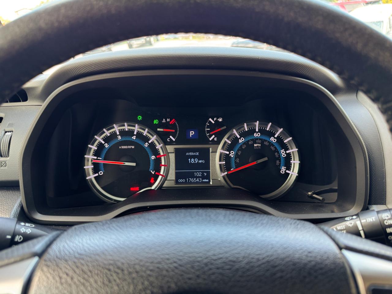 Toyota 4Runner RWD 4dr V6 SR5 Premium (Natl) 2015