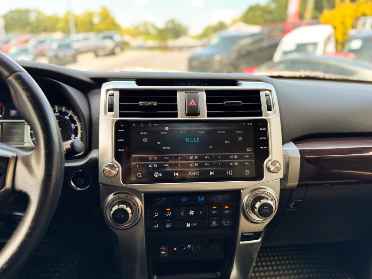 Toyota 4Runner RWD 4dr V6 SR5 Premium (Natl) 2015