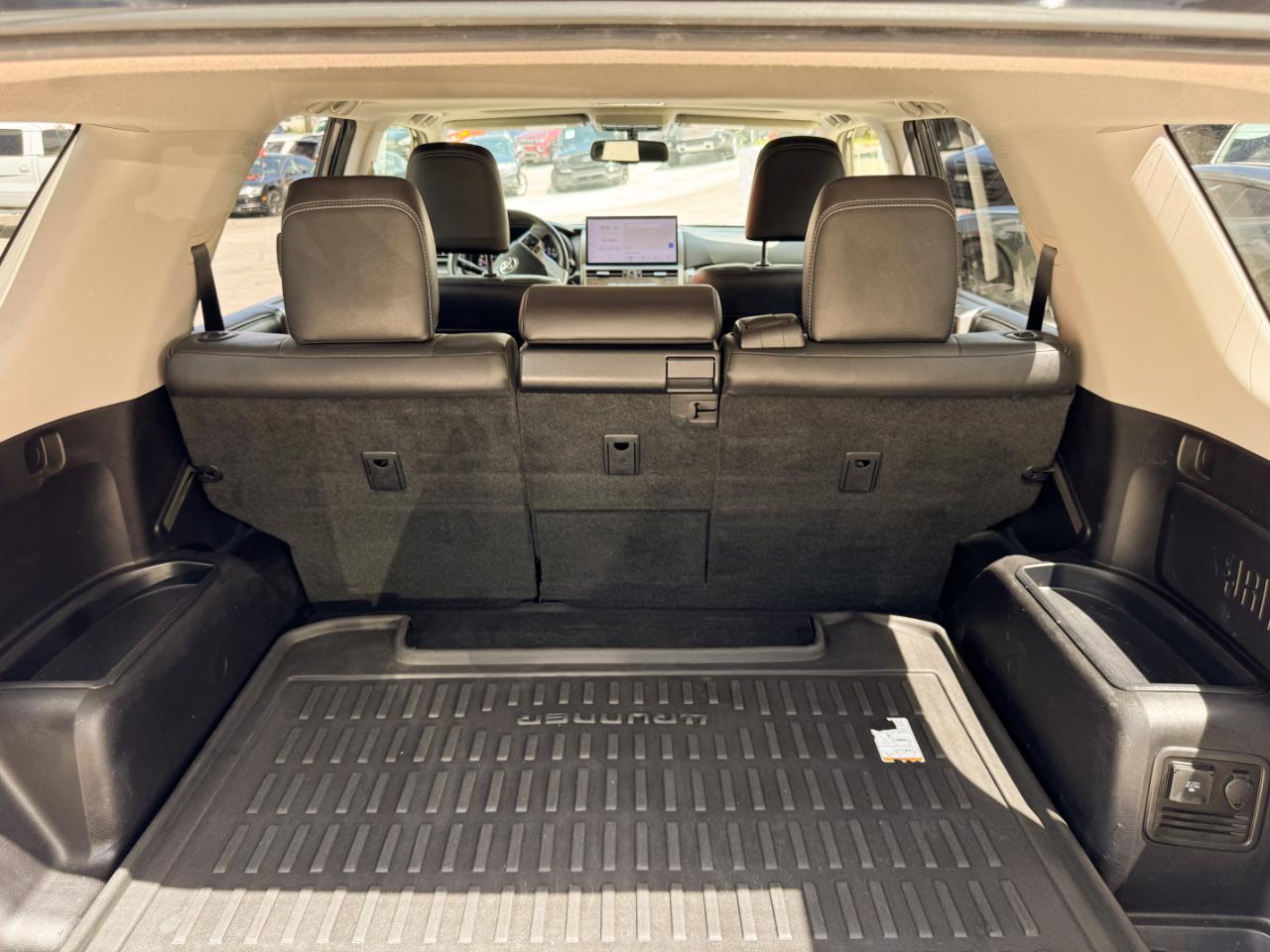 Toyota 4Runner RWD 4dr V6 SR5 Premium (Natl) 2016