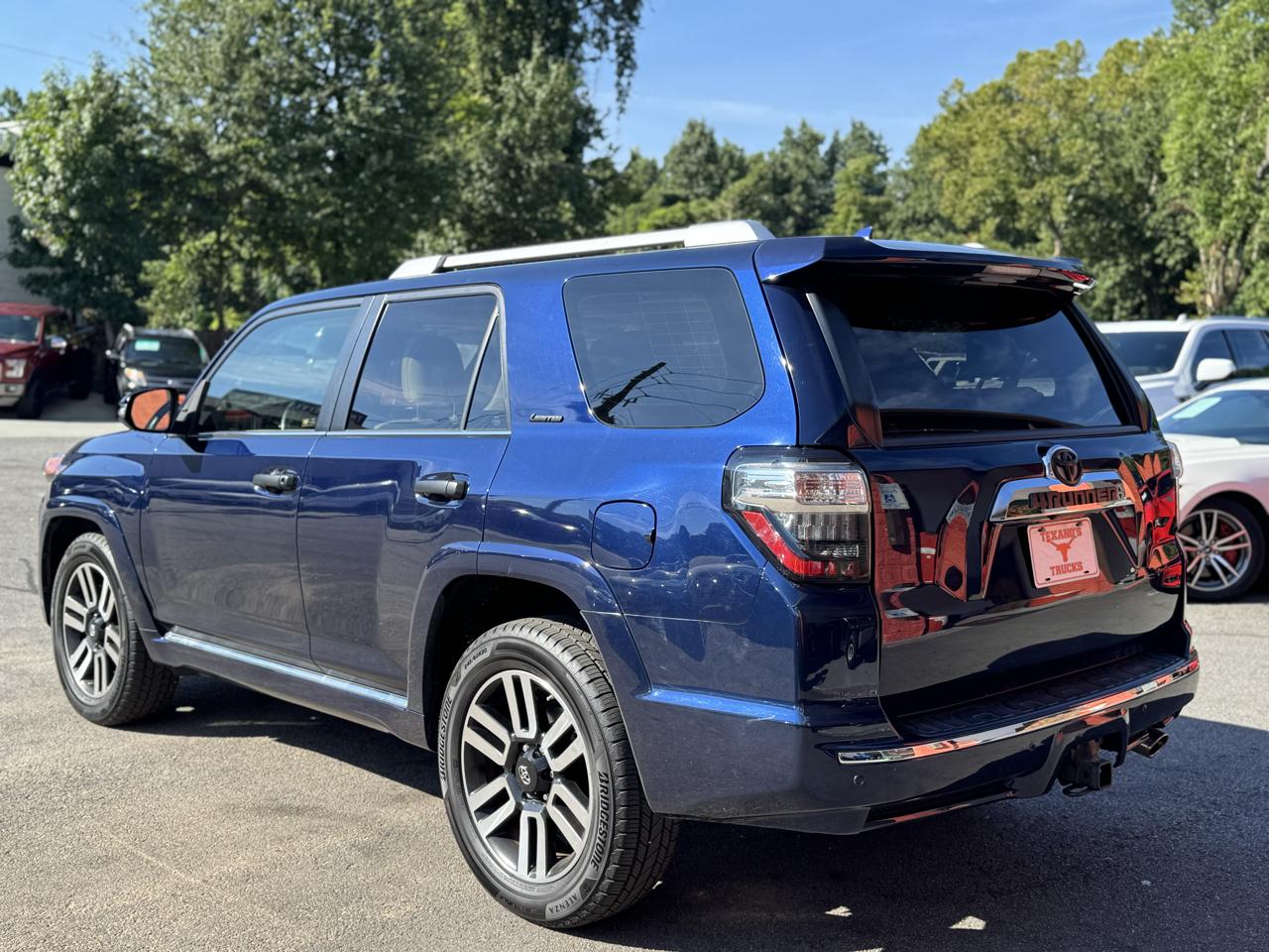 Toyota 4Runner RWD 4dr V6 SR5 Premium (Natl) 2015