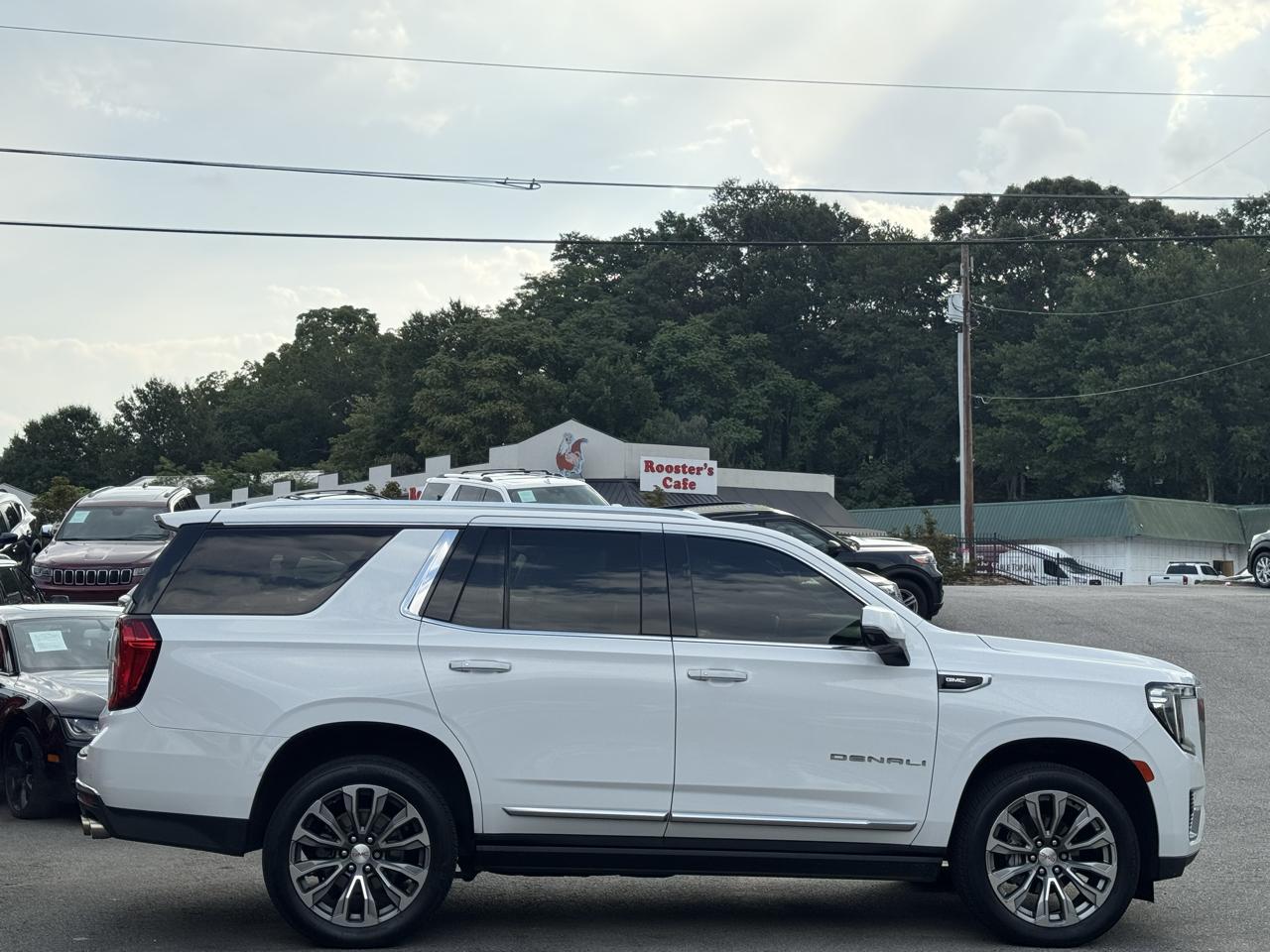 GMC Yukon 4WD 4dr Denali 2021
