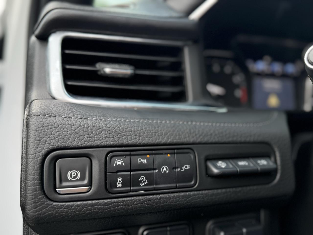 GMC Yukon 4WD 4dr Denali 2021