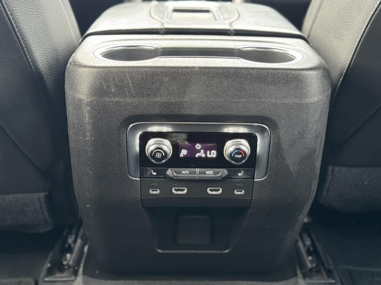 GMC Yukon 4WD 4dr Denali 2021