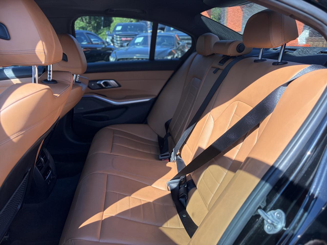 BMW 3 Series 330i Sedan 2020