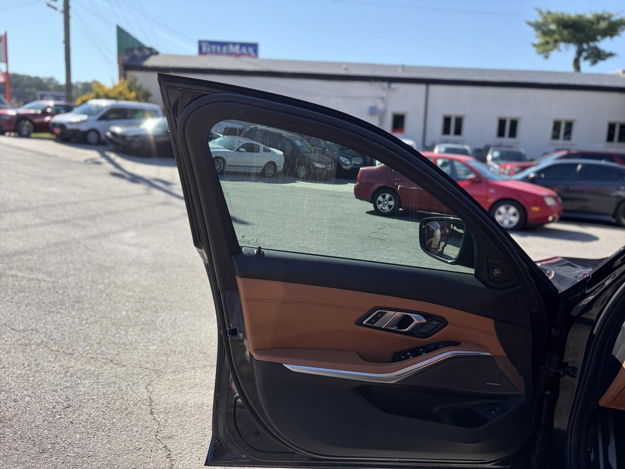 BMW 3 Series 330i Sedan 2020