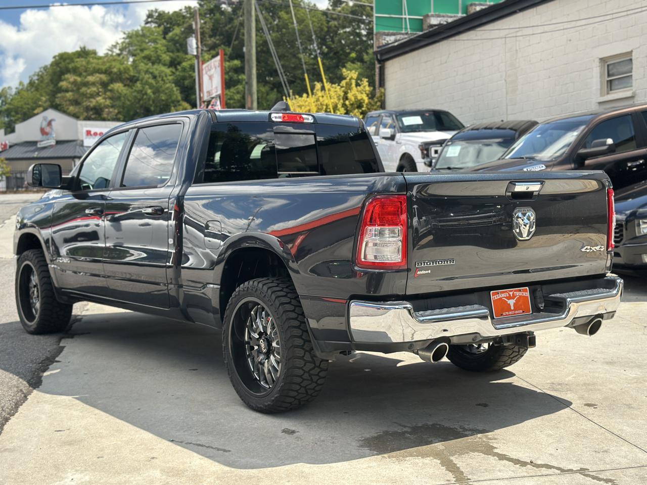 RAM 1500 Big Horn/Lone Star 4x4 Crew Cab 6'4" Box 2019