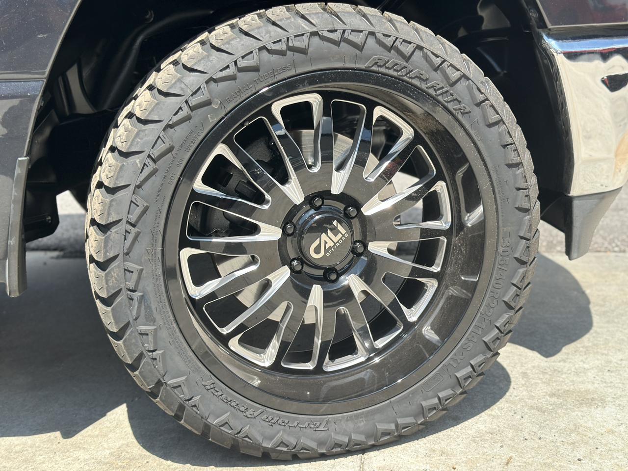 RAM 1500 Big Horn/Lone Star 4x4 Crew Cab 6'4" Box 2019