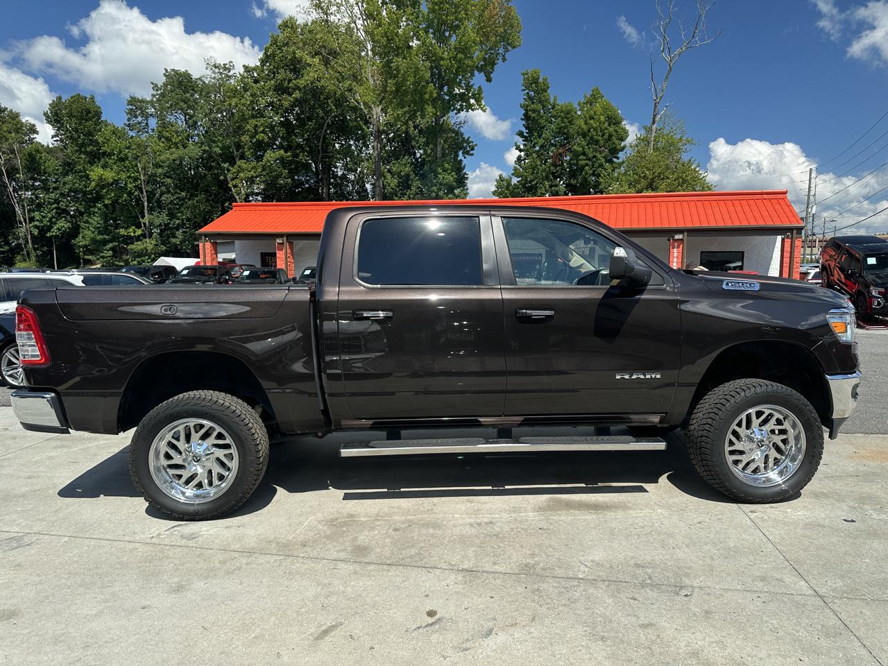 RAM 1500 Big Horn/Lone Star 4x2 Crew Cab 5'7" Box 2019