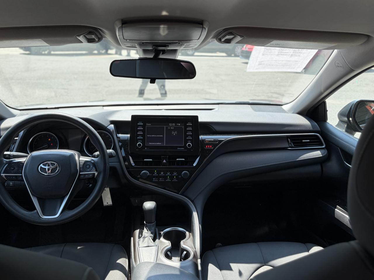 Toyota Camry LE Auto (Natl) 2021
