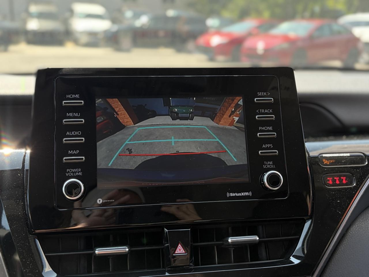 Toyota Camry LE Auto (Natl) 2021