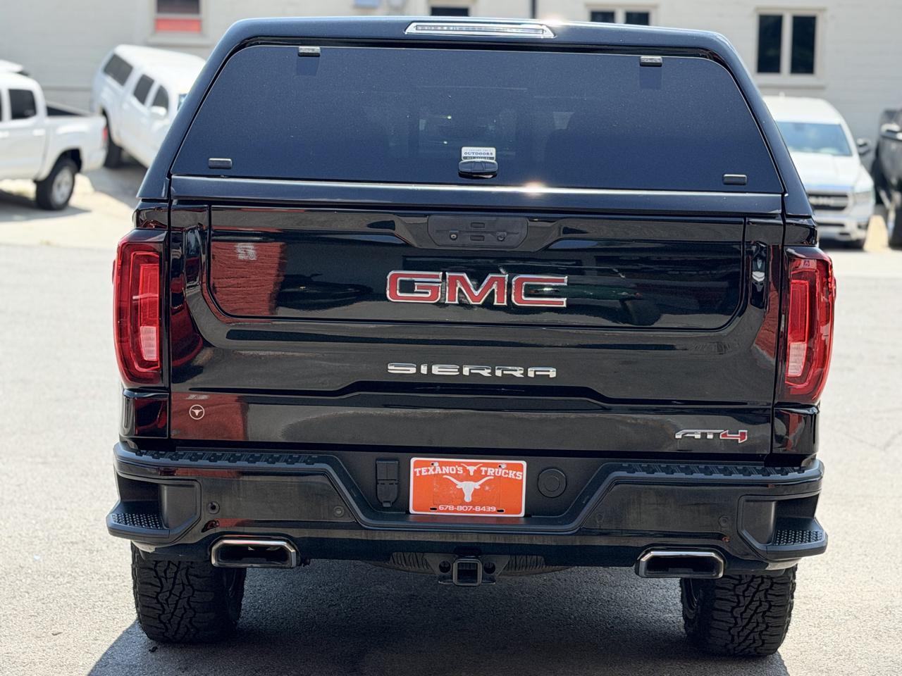 GMC Sierra 1500 Limited 4WD Crew Cab 147" AT4 2022